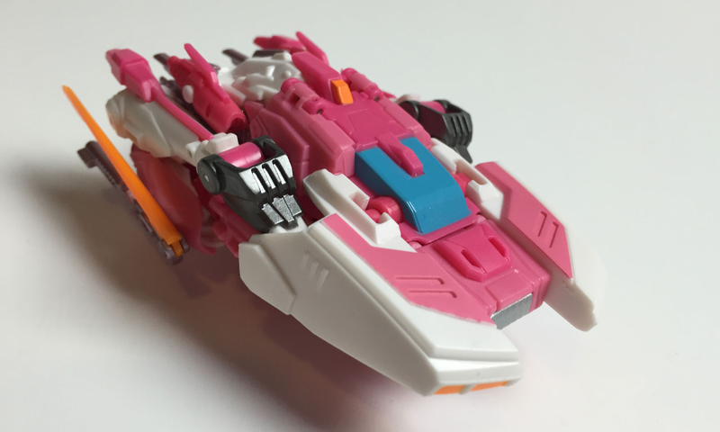 Illustration for article titled My First Third-Party Transformer Is A Complicated Woman